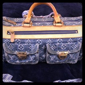 Louis Vuitton speedy